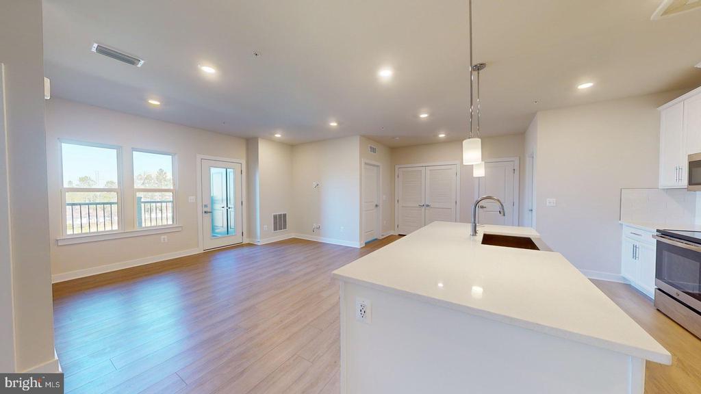 Foto principal - 12850 Mosaic Pk Wy