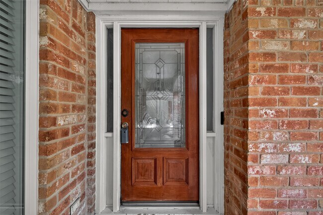 Foto del edificio - 12619 Chriswood Dr