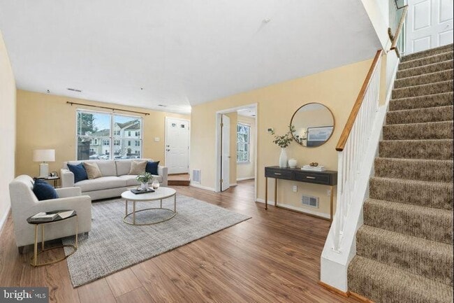 Photo - 2 Highstream Ct Townhome