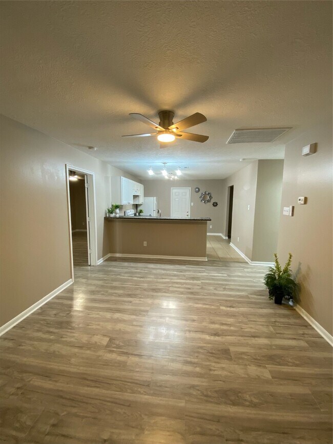 Foto del edificio - 8825 E Buffalo Cir