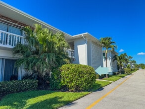 Building Photo - 4501 S Ocean Blvd