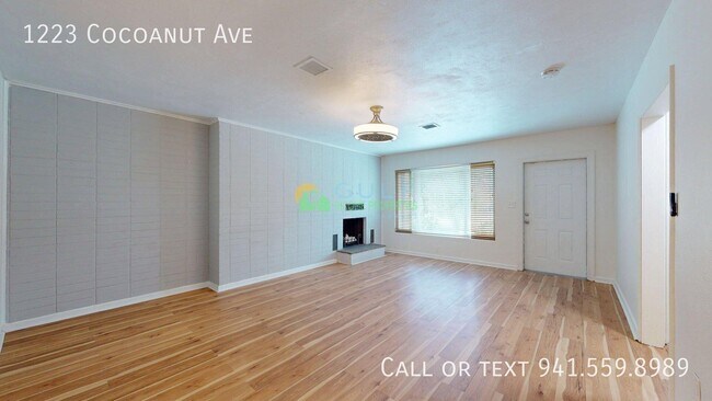Building Photo - 1223 Cocoanut Ave