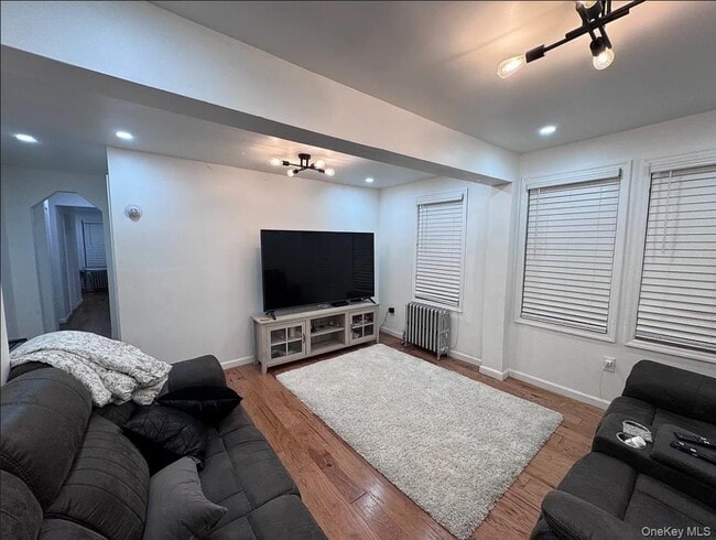 Foto del edificio - 112-29 200th St