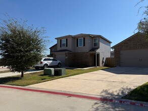 Building Photo - 709 Yearwood Ln