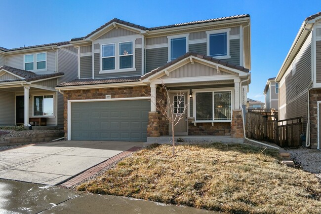 Building Photo - Beautiful Home in The Meadows!