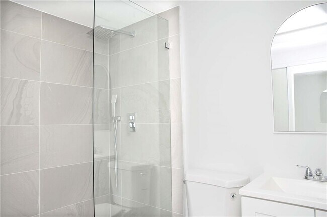 Foto del edificio - 4051 N Ocean Dr