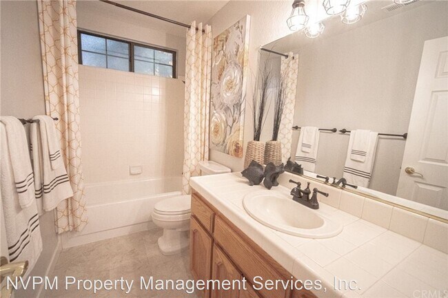 Foto del edificio - 4 br, 3 bath House - 1451 Manzanita Ave