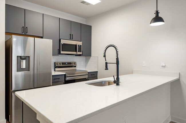 Building Photo - Cortland Ballston