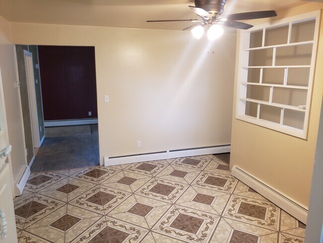 Building Photo - 3530 W 40th Ave
