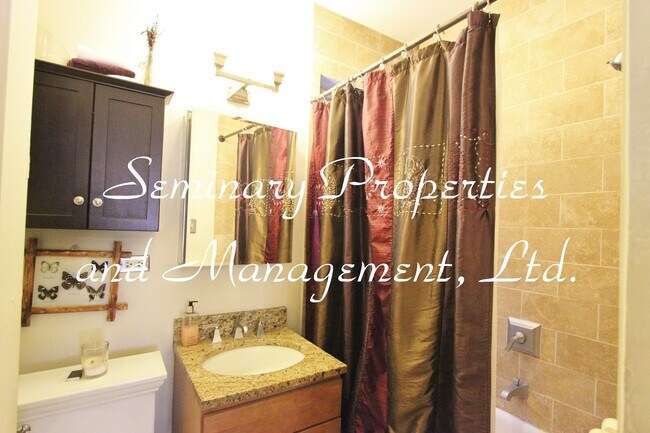 Foto del interior - 5826-28 N Ridge