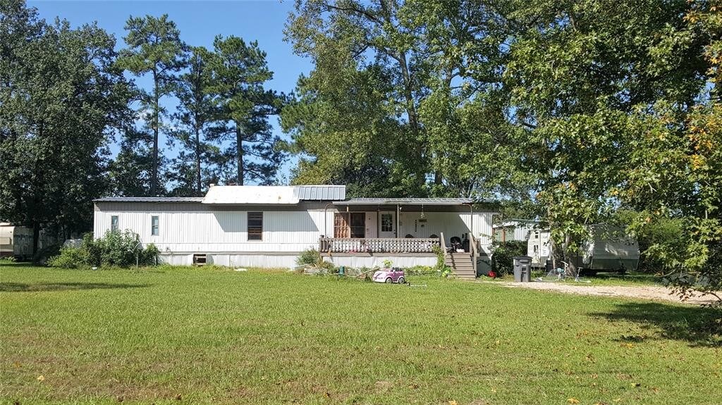 12195 Hilltop Dr, Willis, TX 77318 House Rental in Willis, TX