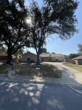 Building Photo - 6306 Madeleine Dr