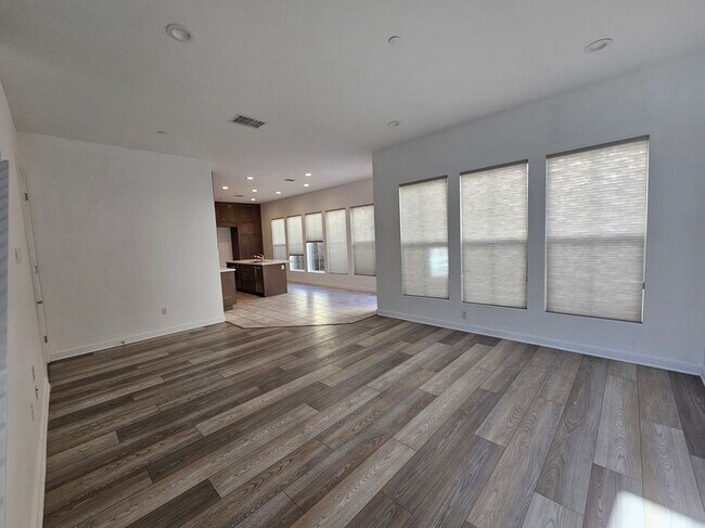 Building Photo - 20841 Acorn Cir
