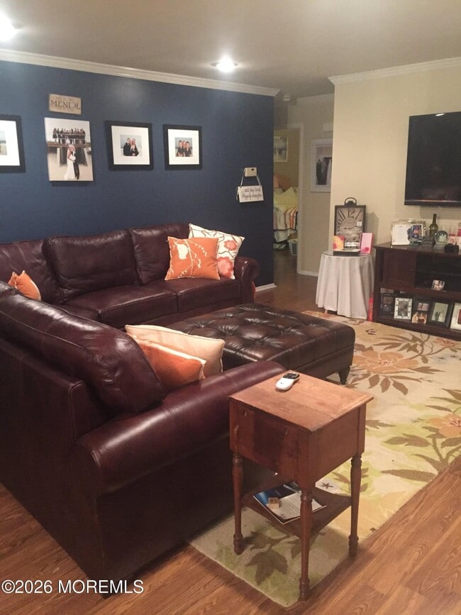 Foto del edificio - 505 Harding Rd