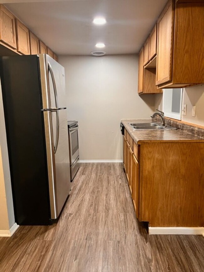 Foto del edificio - 1147 Abbey Ln