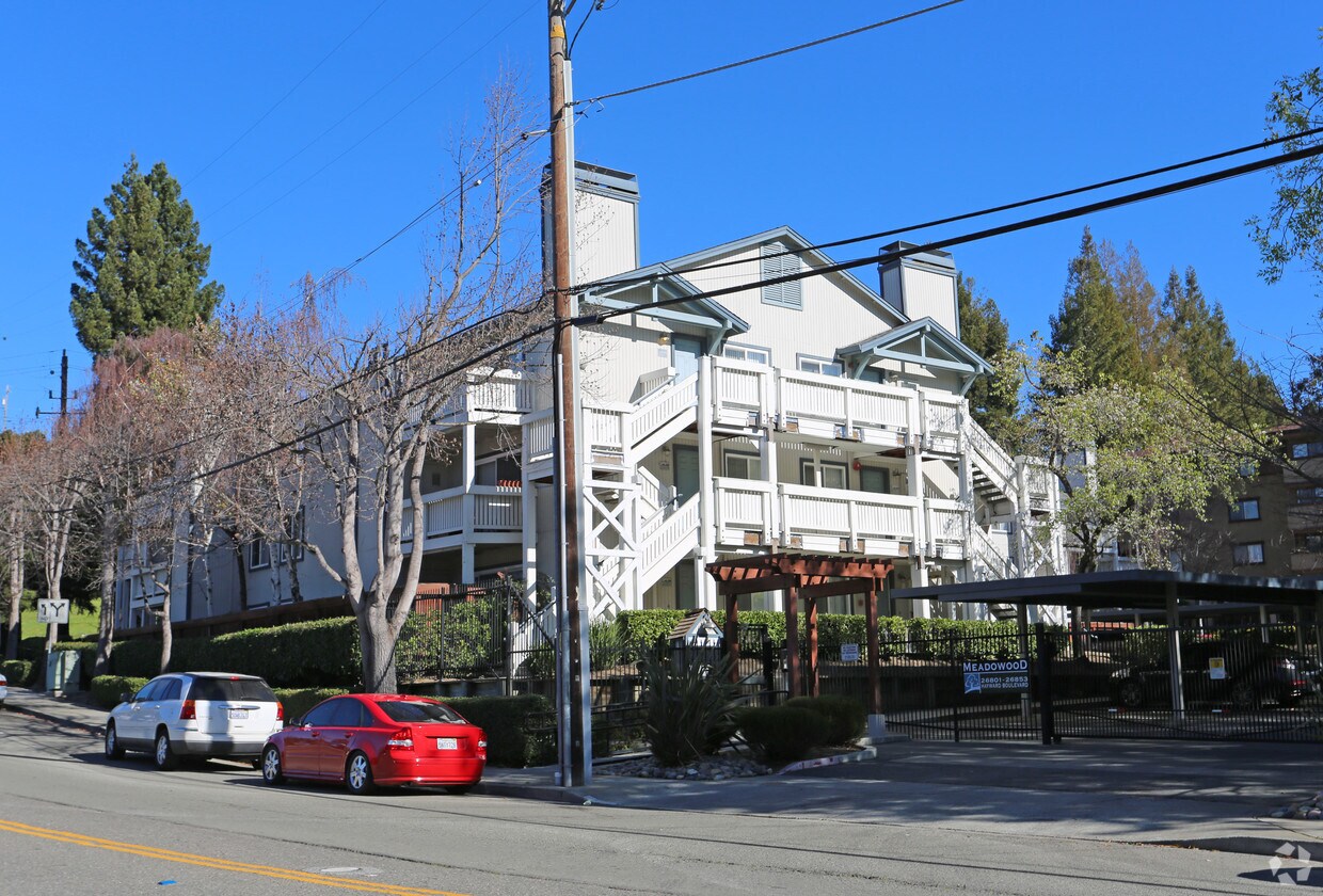 Primary Photo - Meadowood