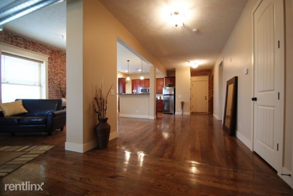 Building Photo - 2934 Leavenworth St