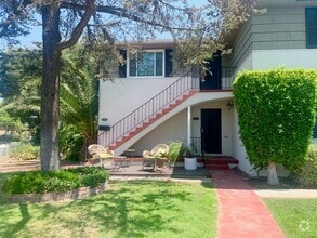 Building Photo - 4725-4727 Park Blvd