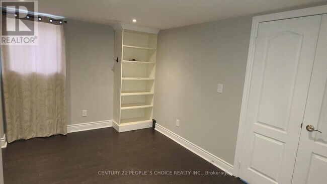 Building Photo - 3 Erindale Crescent