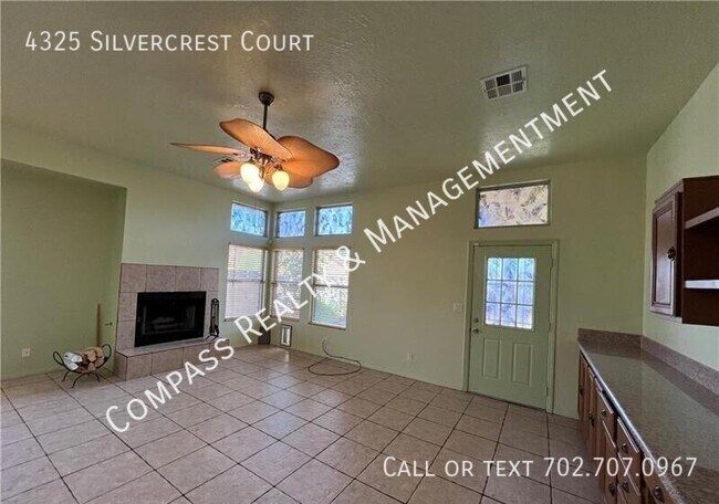 Foto del edificio - 4325 Silvercrest Ct