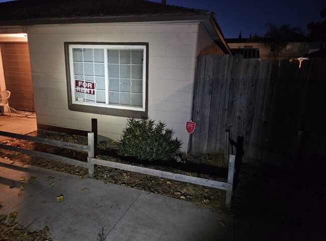 Building Photo - 837 Calvados Ave