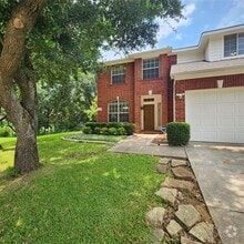 Building Photo - 1104 Summerbrook Dr