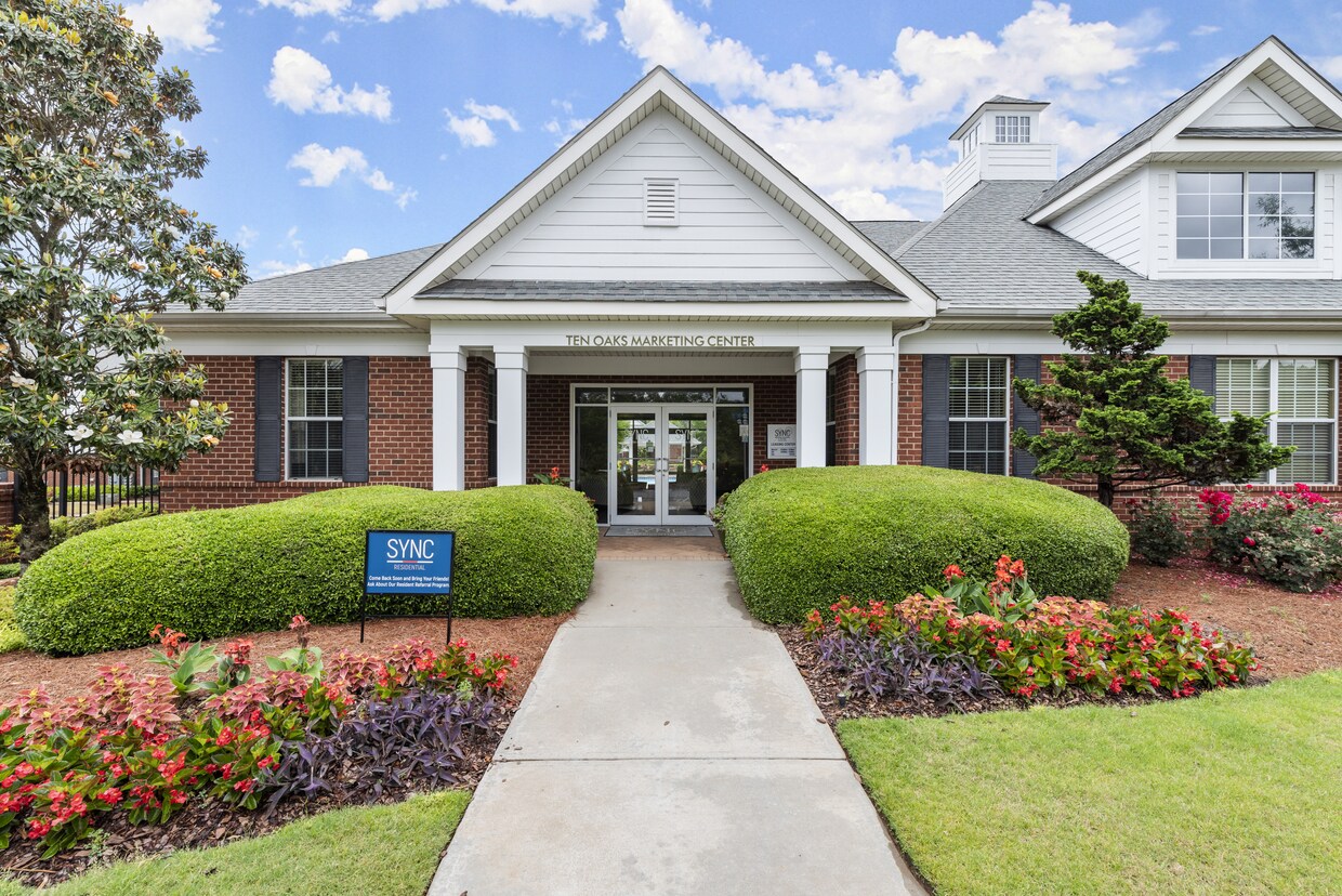 SYNC at Ten Oaks Apartments in Lawrenceville, GA