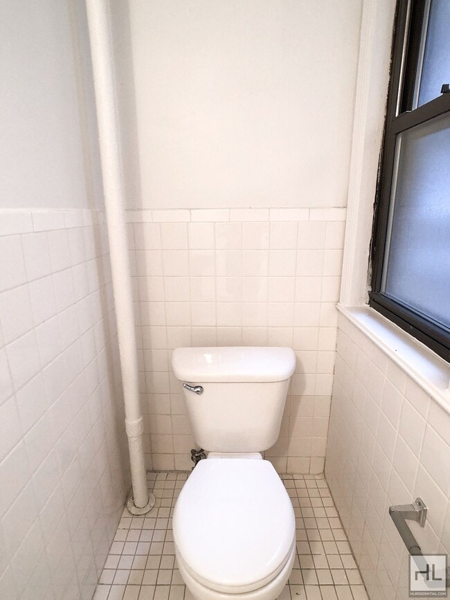 Building Photo - EAST 70 STREET