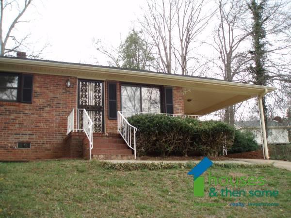 Building Photo - 27 Flower Dr.