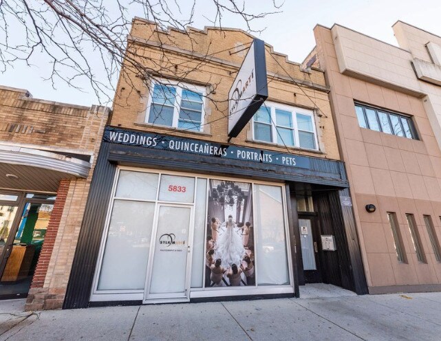 Primary Photo - 5833 W Irving Park Rd