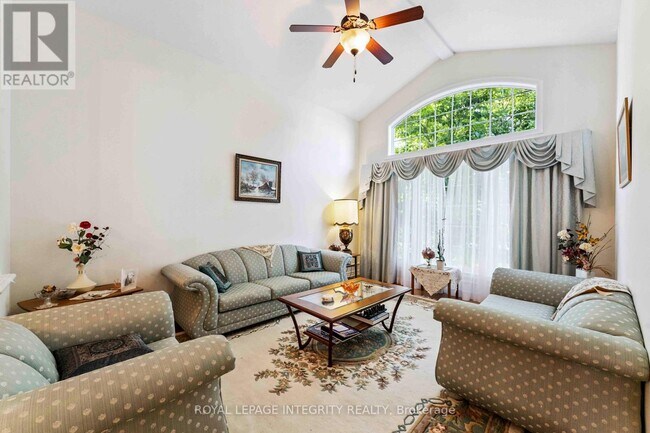 Photo du bâtiment - 101 Spiritwood Dr