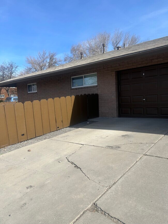 Foto del edificio - 1799 Vance Wy