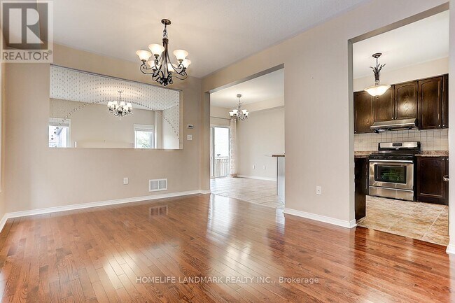 Building Photo - 159 Canada Dr