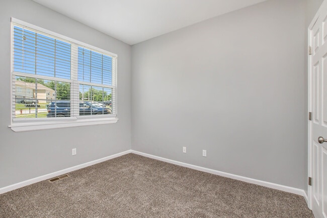 Building Photo - 8325 N Nodaway Ave