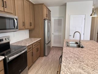 Building Photo - 2501 W Wickenburg Way