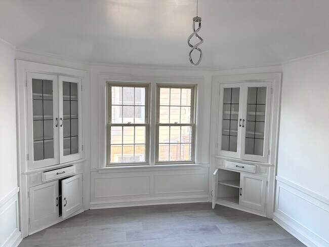 Dining Room - 4453 N Marlborough Dr