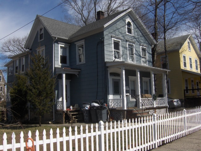 Foto del edificio - 2 Jefferson St