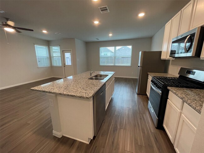 Foto del edificio - 3838 Giorgio Pastel Pl