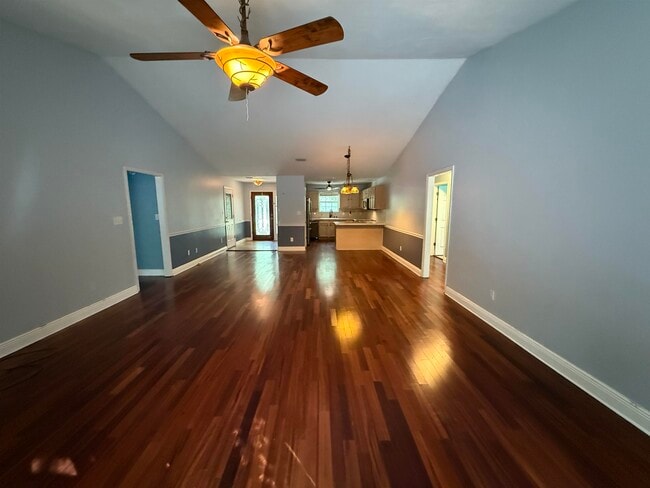 Building Photo - 1584 Chadwick Way