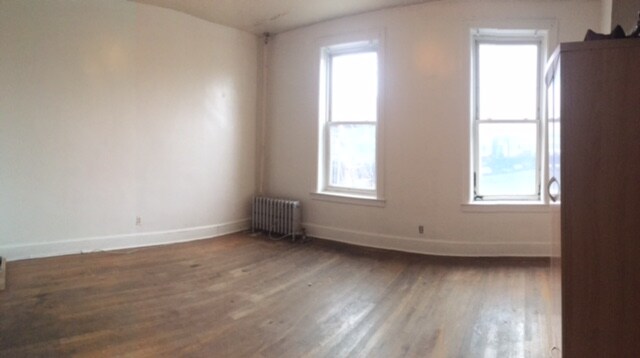Master Bedroom - 486 Rodney St