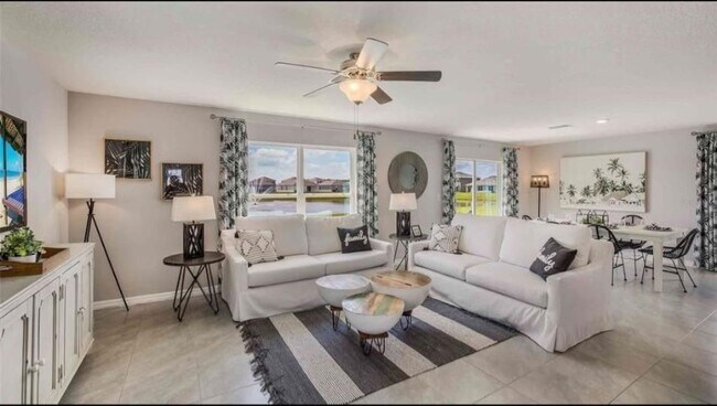 Building Photo - 33366 Darley Dl Trl