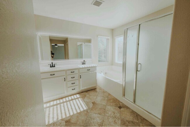 Foto del edificio - 1373 Grapeseed Ln