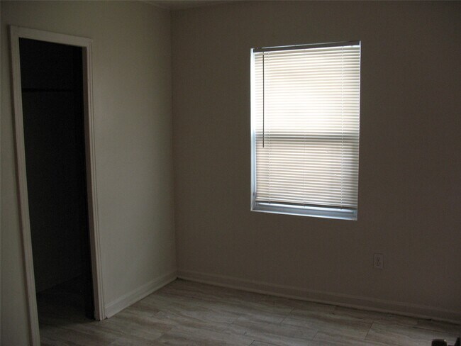 Foto del edificio - 2610 Scott St