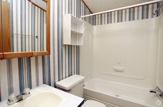 Bathroom - Deerfield Acres