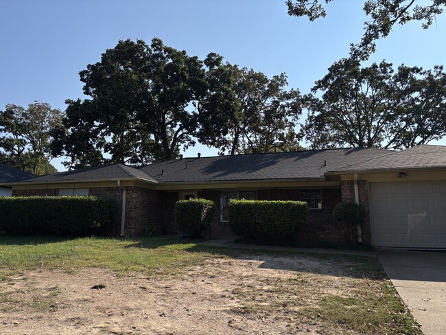 Foto del edificio - 4316 Aberdeen Dr