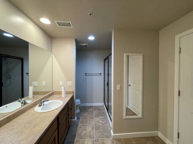 Building Photo - 6204 Monterra Ave