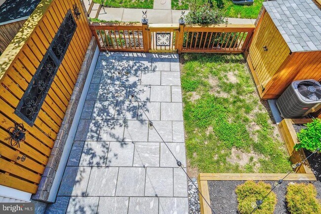 Foto del edificio - 6010 Sunset Ridge Ct