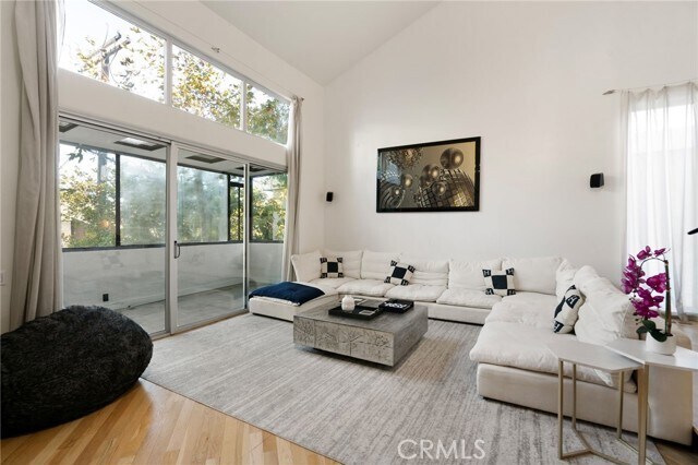 Building Photo - 1447 Kings Rd