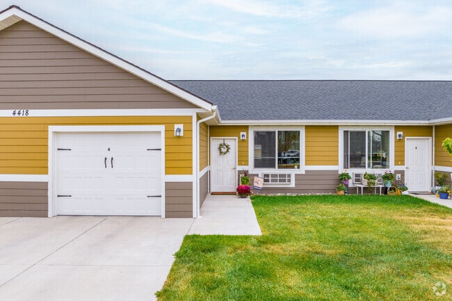 Attached garage/front entrance - Hoop Dreams