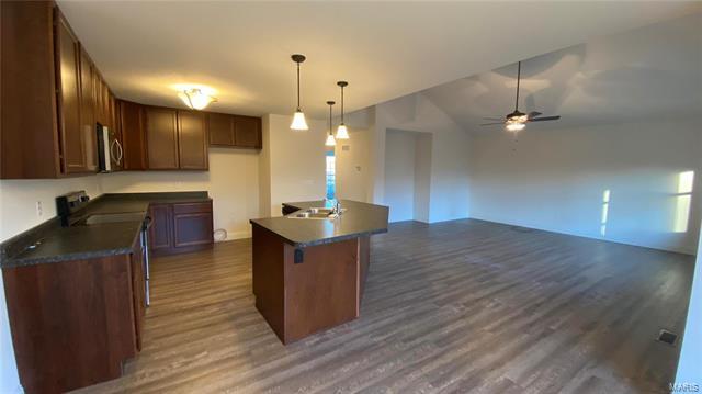 Building Photo - 1368 Durham Dr